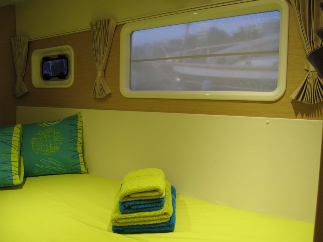 Charter Lagoon 400 S2 · EXCELLENT · from Ormos Panagias, Port Image resize7