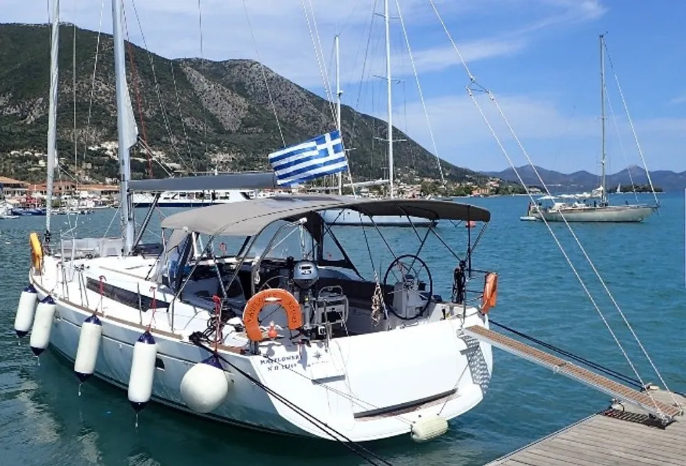 Ενοικίαση Sun Odyssey 519 (5+1 cabins) · MAYFLOWER · από Κέρκυρα, Μπενίτσες Marina Image deck