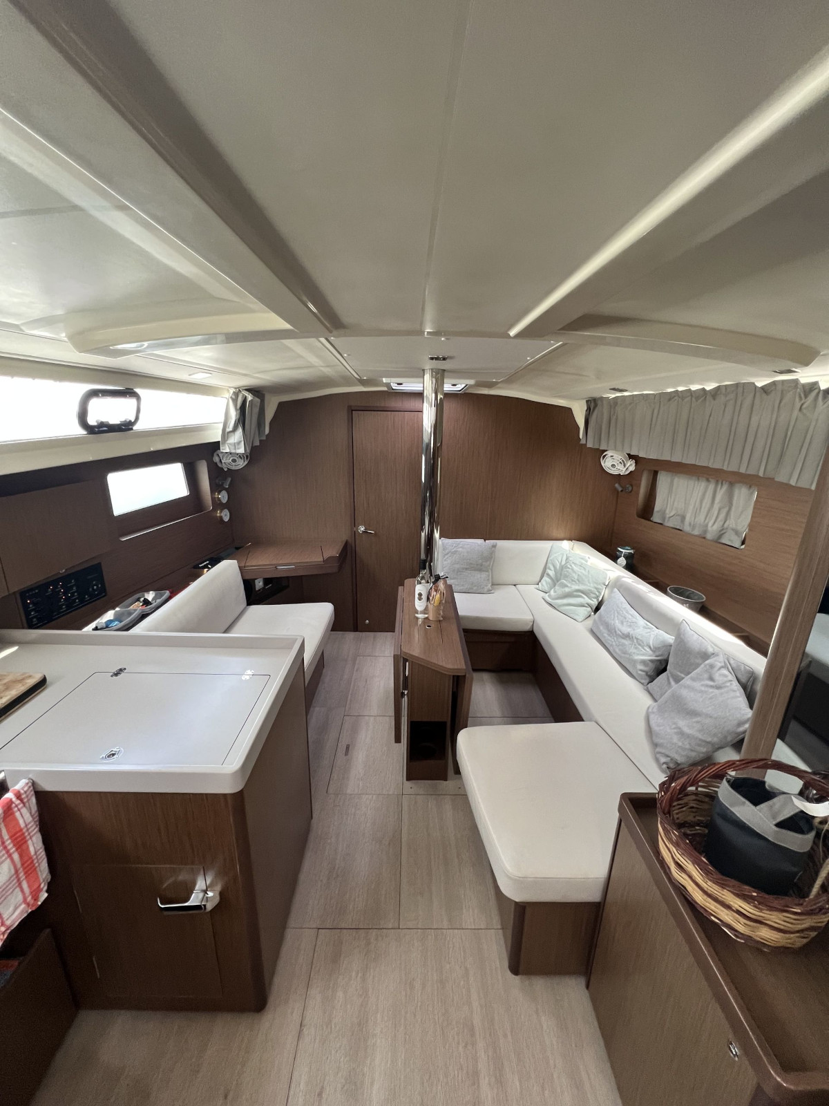 Ενοικίαση Oceanis 41.1 · SALT SHAKER  · από Κως, Μαρίνα Image pic_4