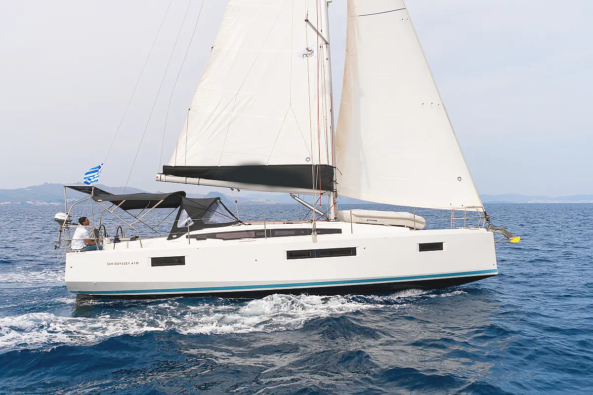 Ενοικίαση Sun Odyssey 410 · HENRY EVERY · από Ρόδος, Μαρίνα Image deck