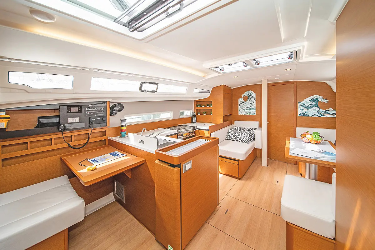 Ενοικίαση Sun Odyssey 410 · HENRY EVERY · από Ρόδος, Μαρίνα Image pic_3