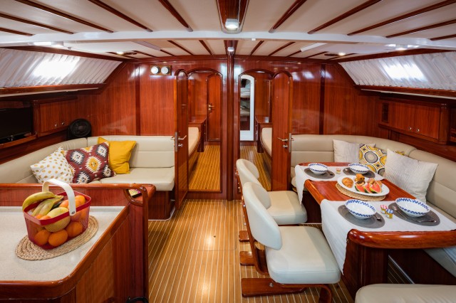 Ενοικίαση Ocean Star 60.1 · CHRISTIANA VIII · από Αθήνα, Άλιμος Μαρίνα Image pic_5