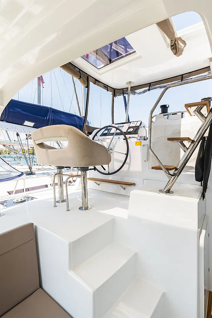 Ενοικίαση Lagoon 42 · ANEMI · από Αθήνα, Άλιμος Μαρίνα Image pic_4