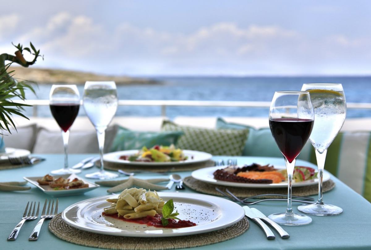 Charter Galathea 65 · WORLD 'S END  · from Nea Peramos Port Image pic_9