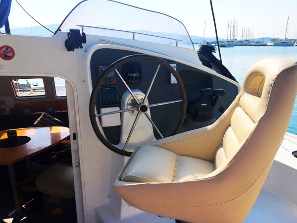 Charter Lavezzi 40  · VICTORIA  · from Porto Carras, Marina Image pic_4