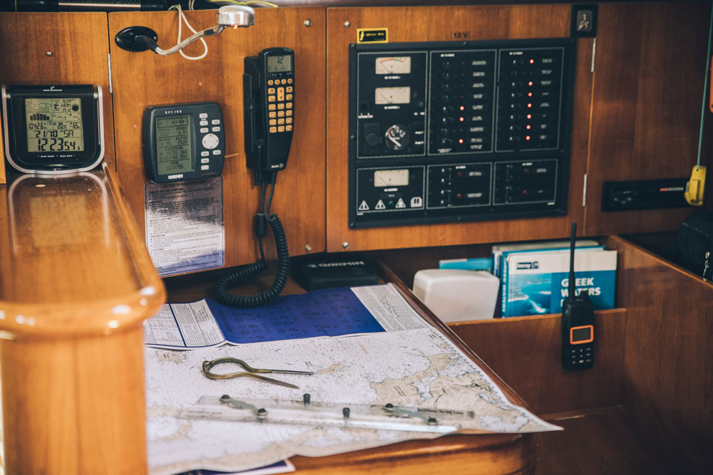 Ενοικίαση Oceanis Clipper 411  · ERIKA  · από Βόλος, Λιμένας Image pic_7