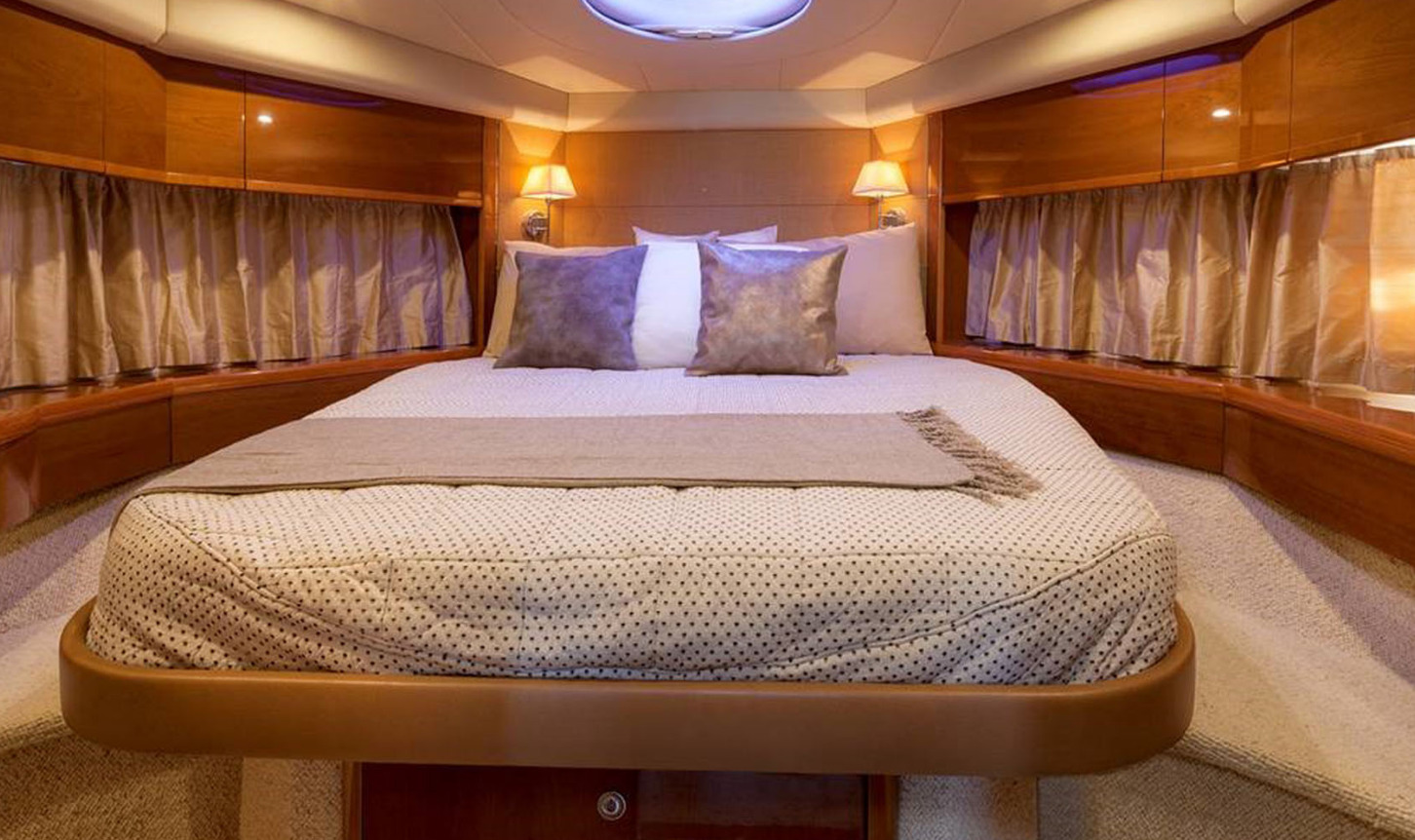 Princess 47   Charter in Greece  Image pic_2