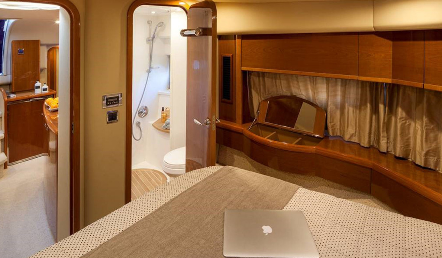 Princess 47   Charter in Greece  Image pic_3